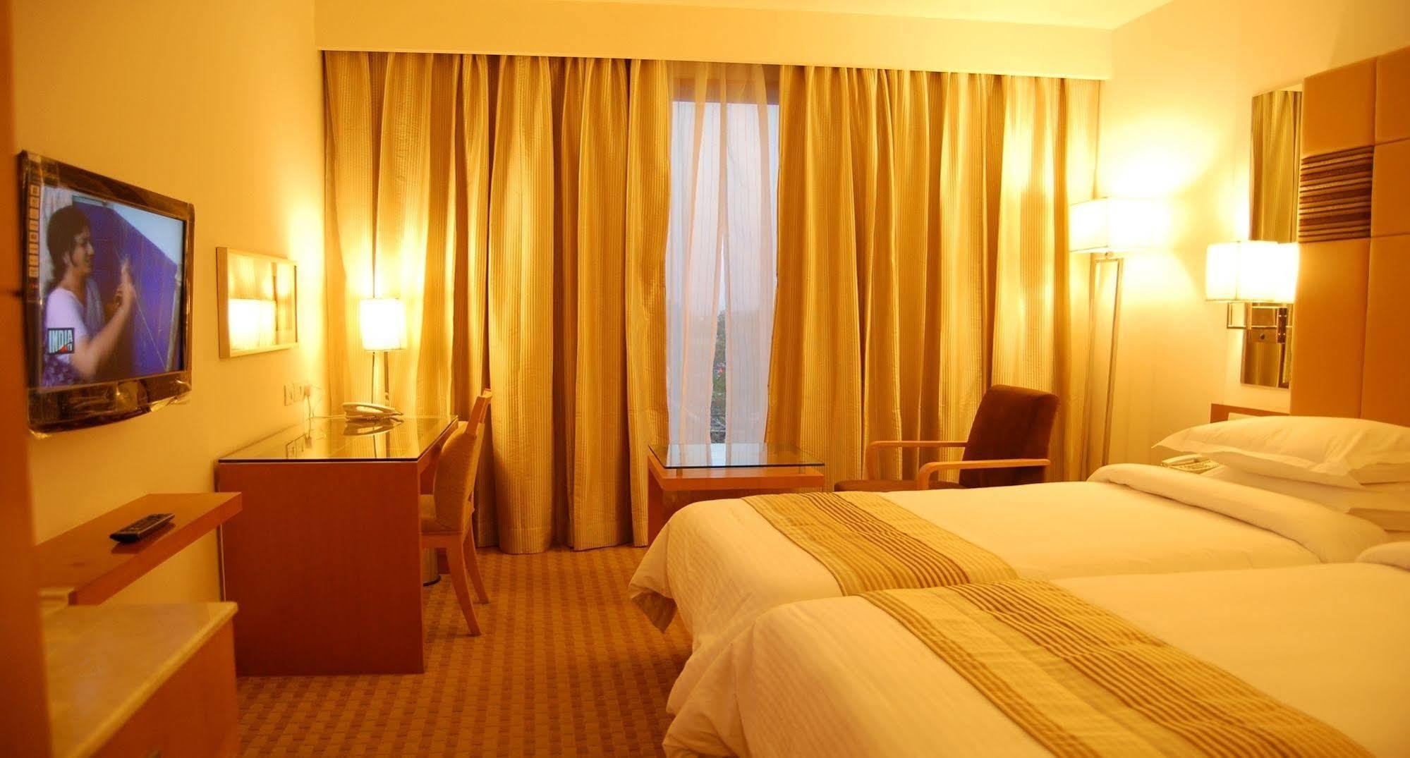 Hotel Fairfield By Marriott Dźajpur Zewnętrze zdjęcie